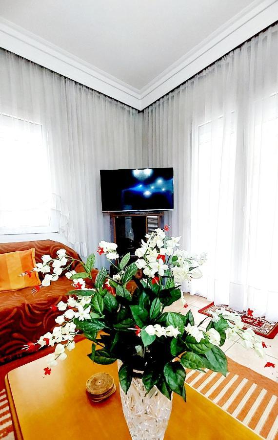 "Home Sweet Home" 3 Bedrooms Big House 110M Free Indoor Parking! 테살로니키 외부 사진